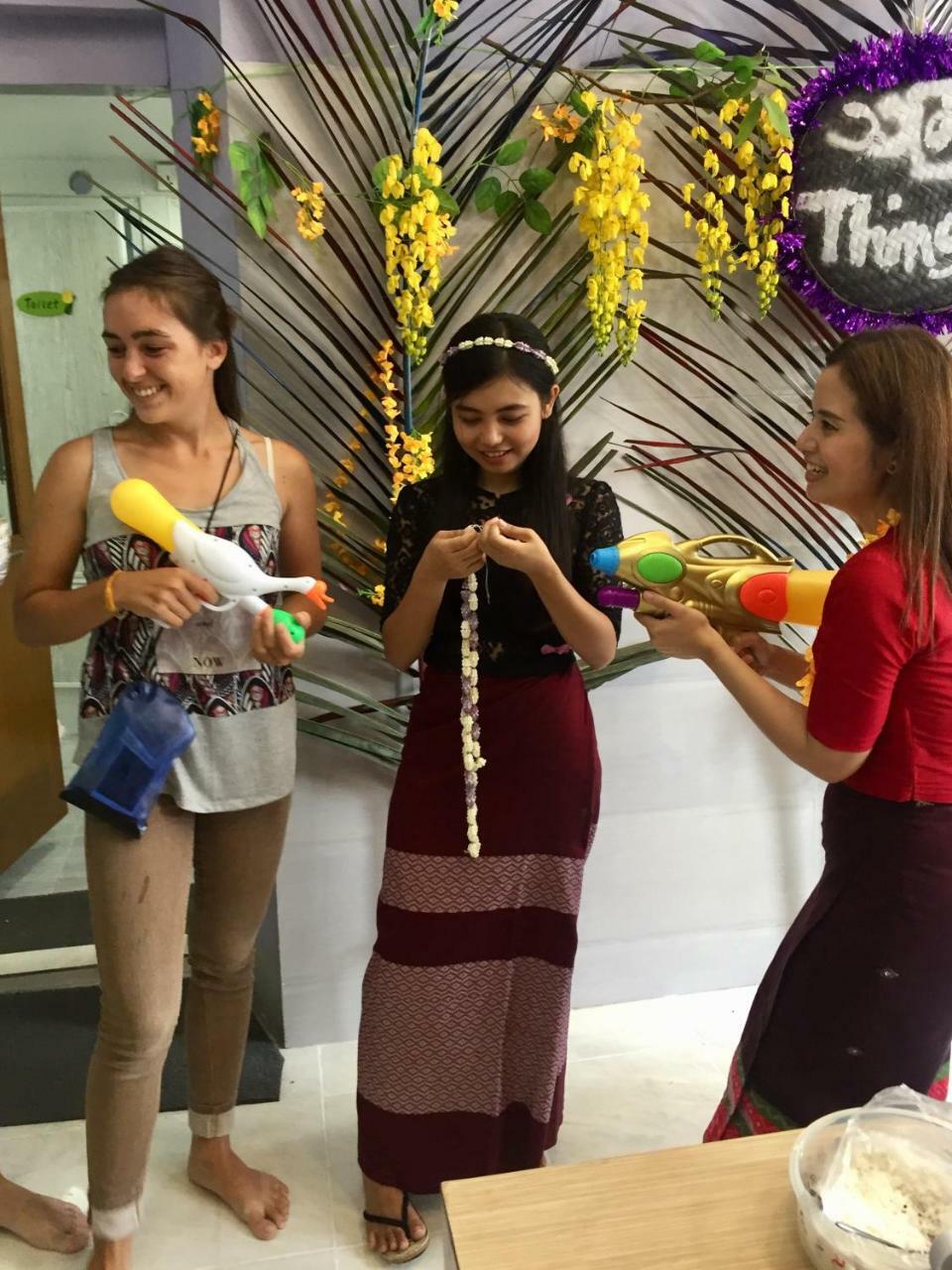 The Sat Yangonホステル エクステリア 写真